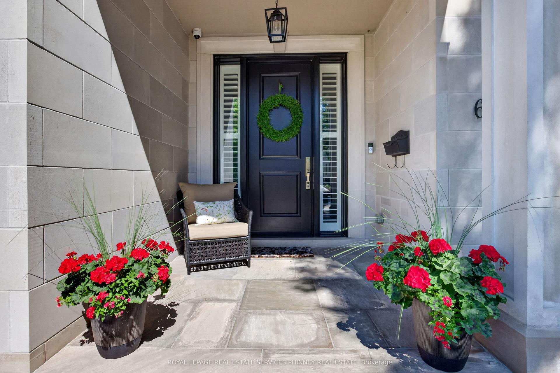 6 Iroquois Avenue, Mississauga — Semi-Detached for sale, photo 1