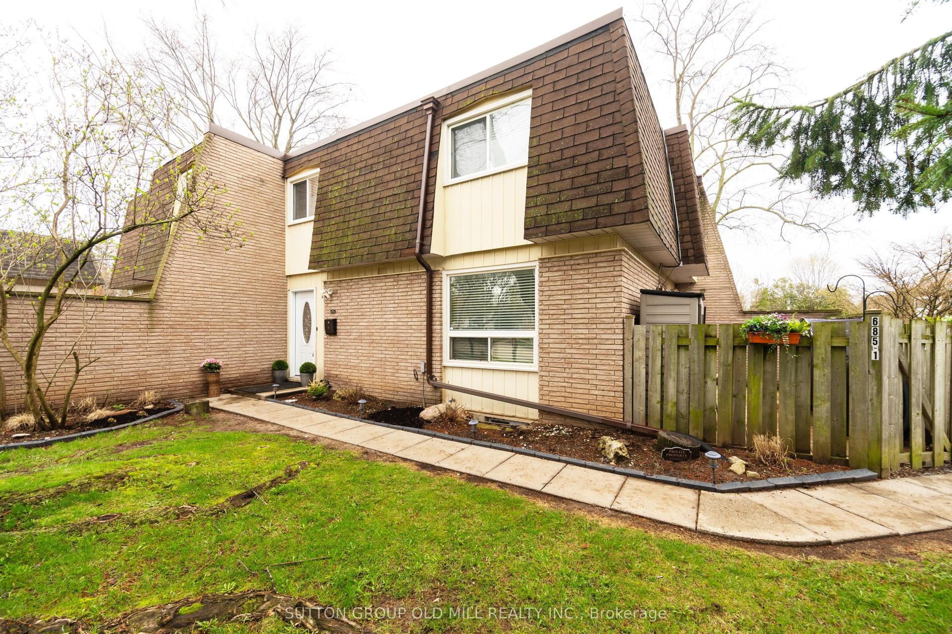 685 Francis Road 1 #1 — photo 1