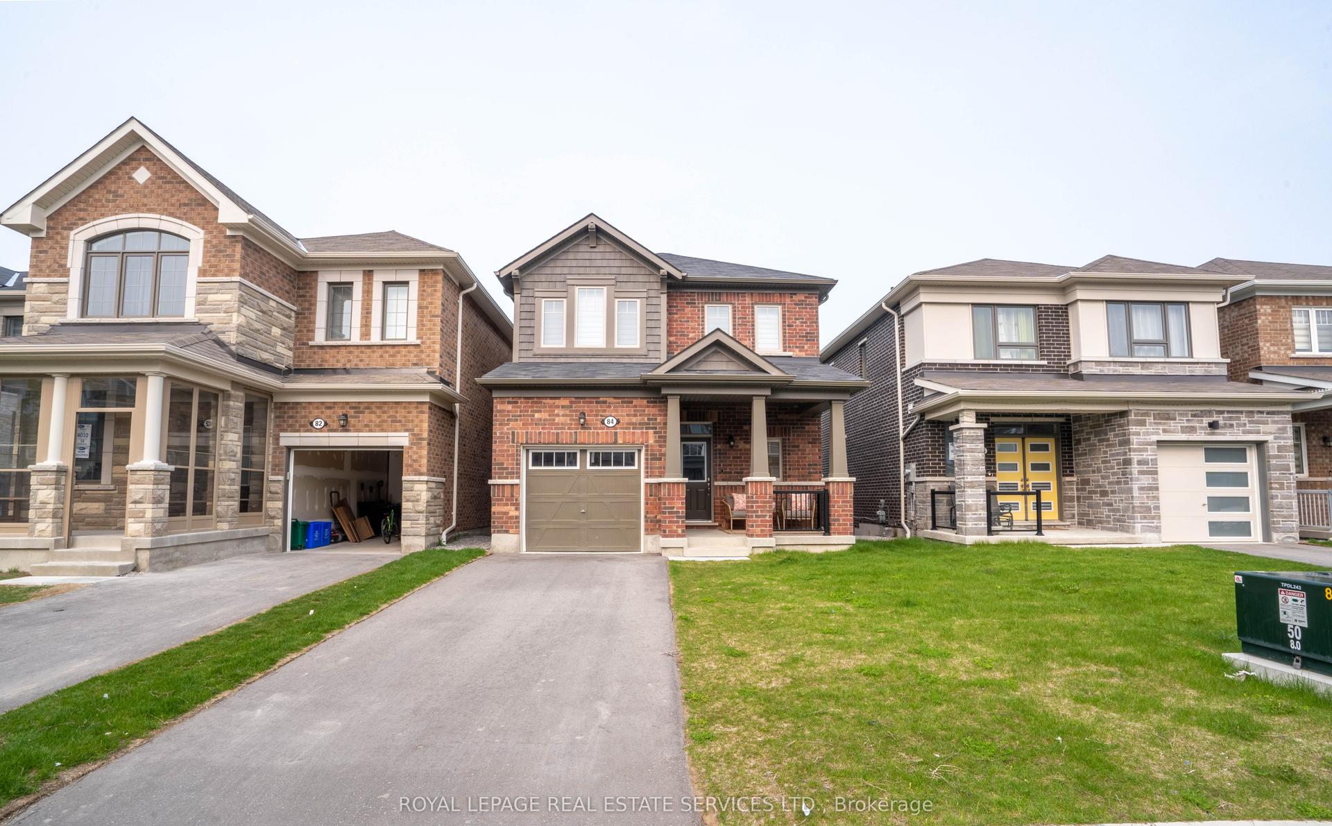 84 Barkerville Drive, Whitby — Detached for lease, photo 1