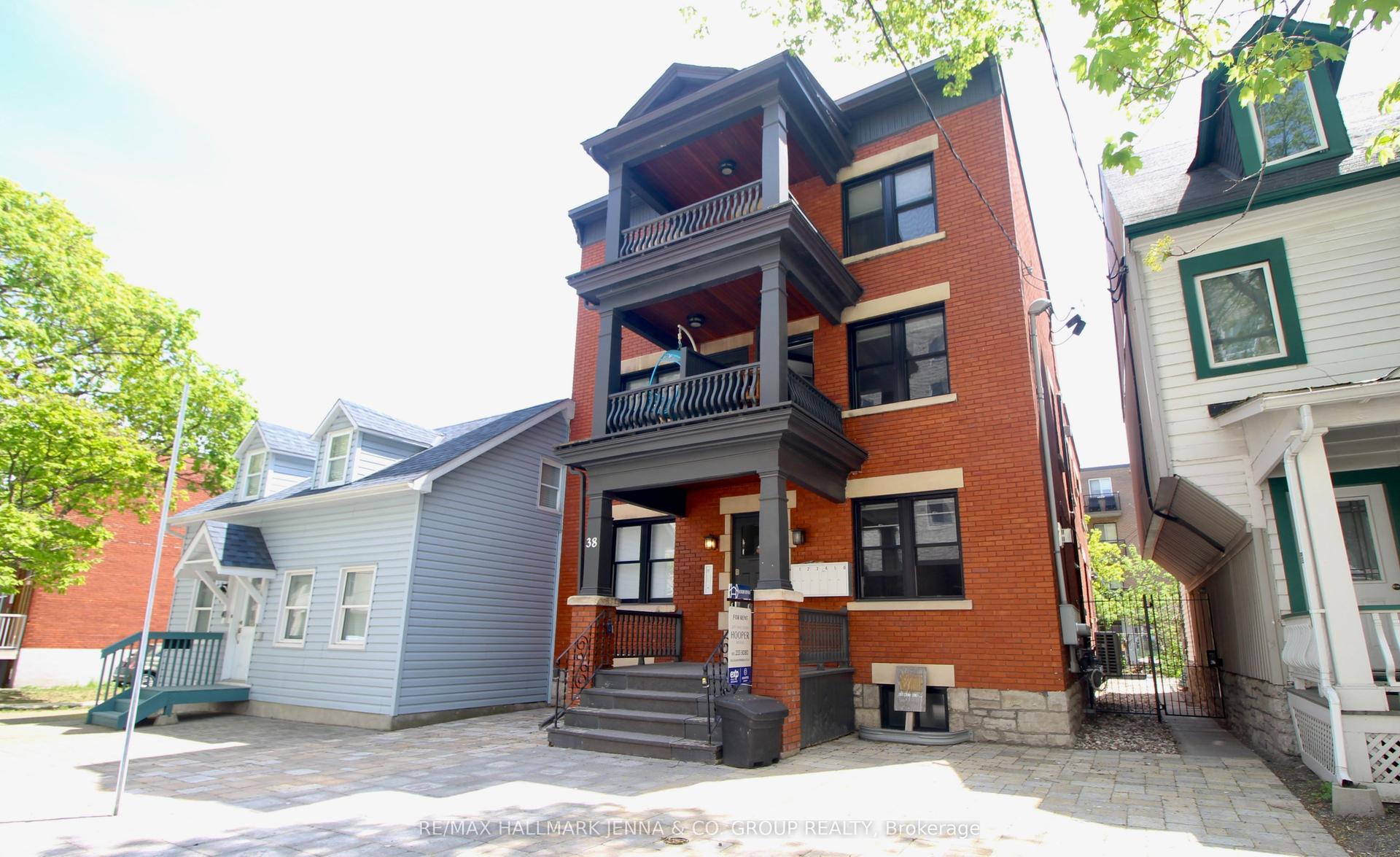 38 Bruyere Street 2 #2 — photo 1