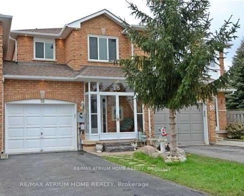 18 Breezeway Crescent, Richmond Hill — Townhouse for sale, photo 1