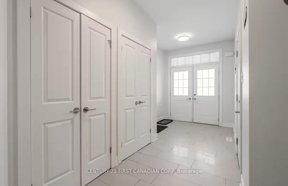 2619 Sheffield Boulevard Upper#11 #Upper#11, London South — Detached for lease, photo 1