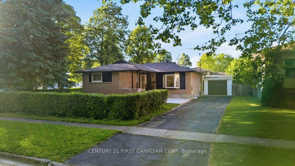 7263 Maywood Street — photo 1