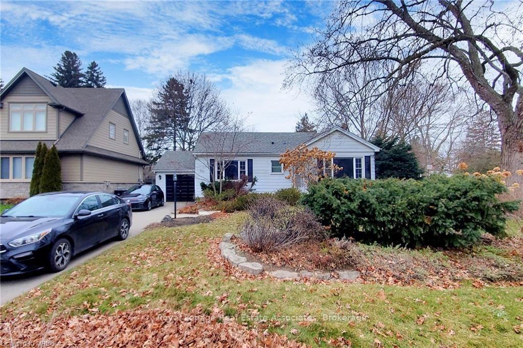 925 Kingsway Drive Basement #Basement — photo 1