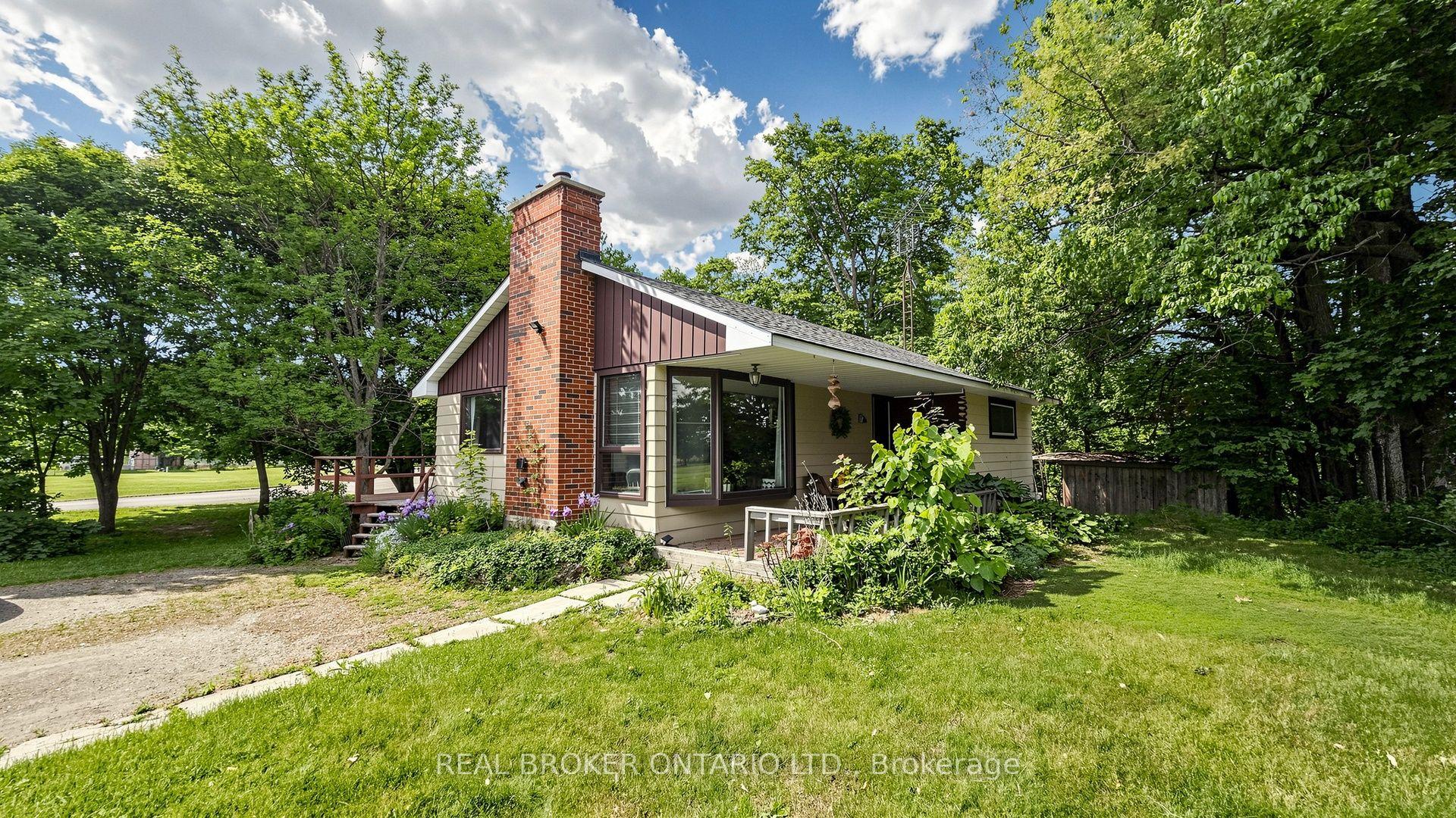 13958 Trafalgar Road — photo 1