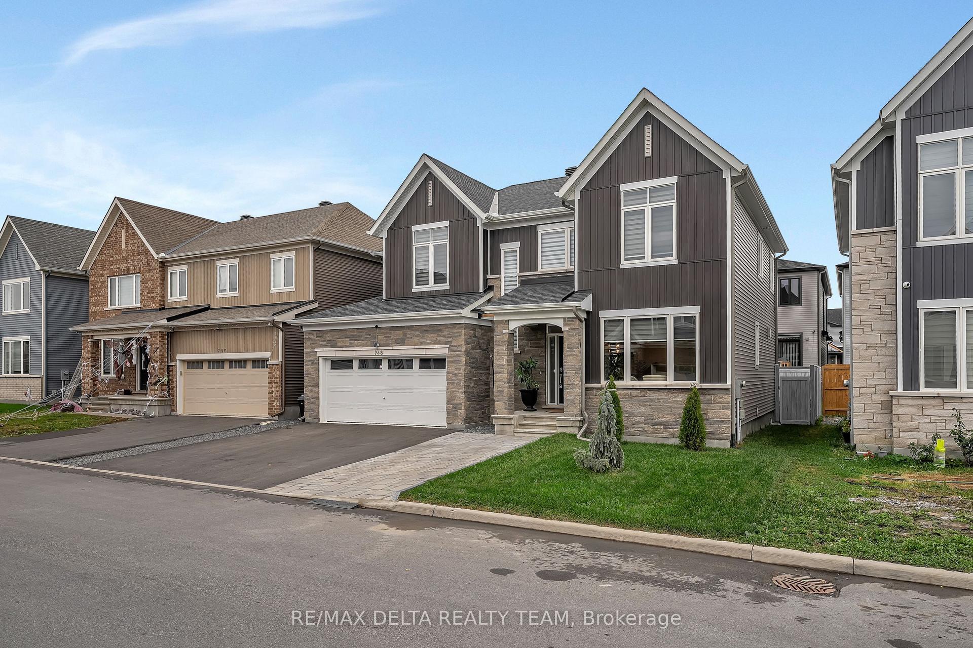 748 Vennecy Terrace, Orleans - Convent Glen and Area — Detached for sale, photo 1