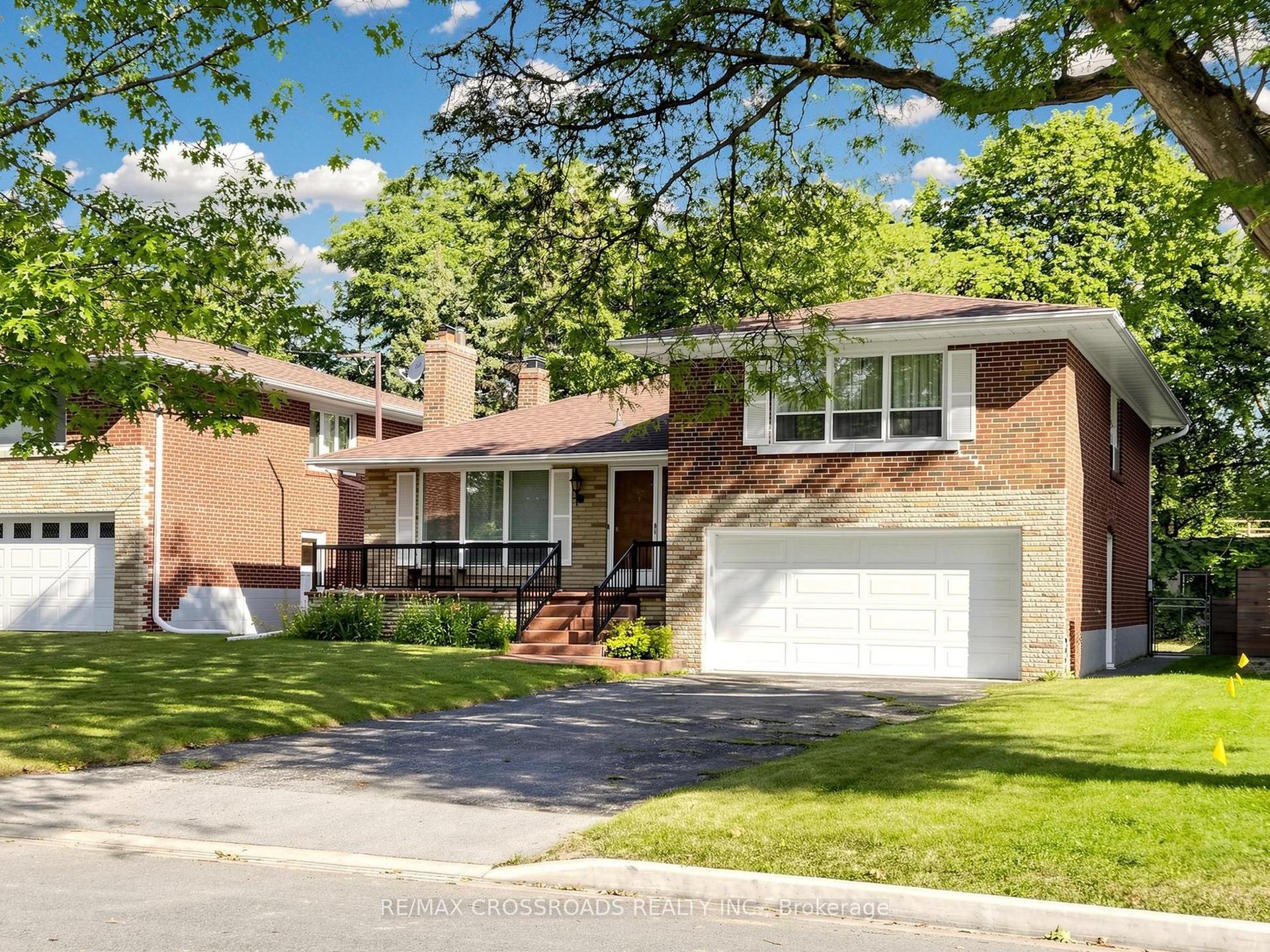130 Betty Ann Drive, Toronto — Detached for sale, photo 1
