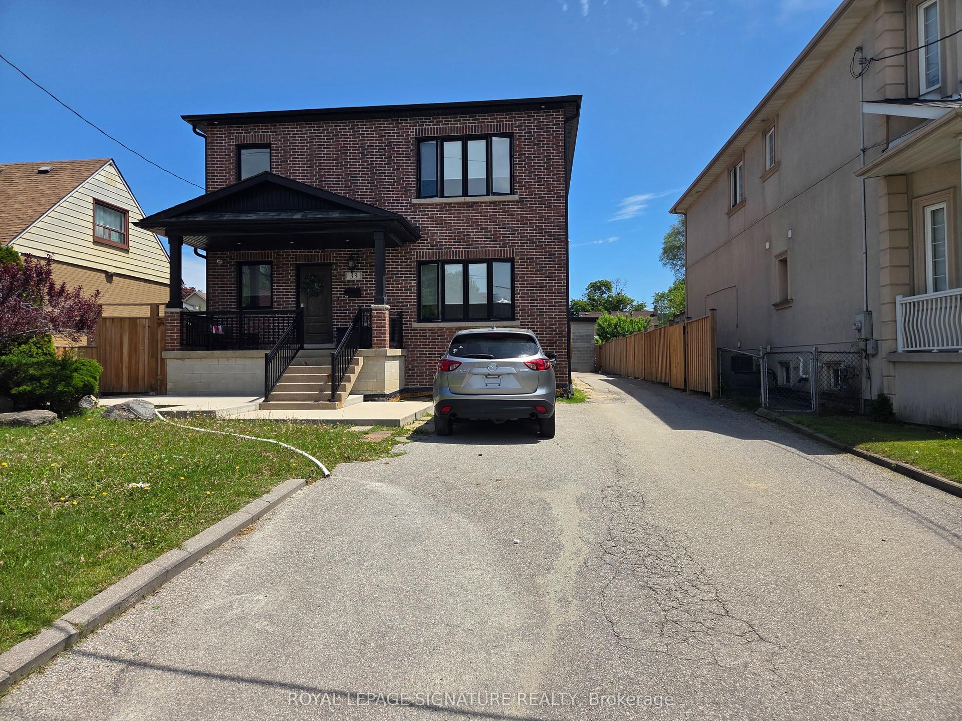 33 Ingleside Drive Lower #Lower — photo 1