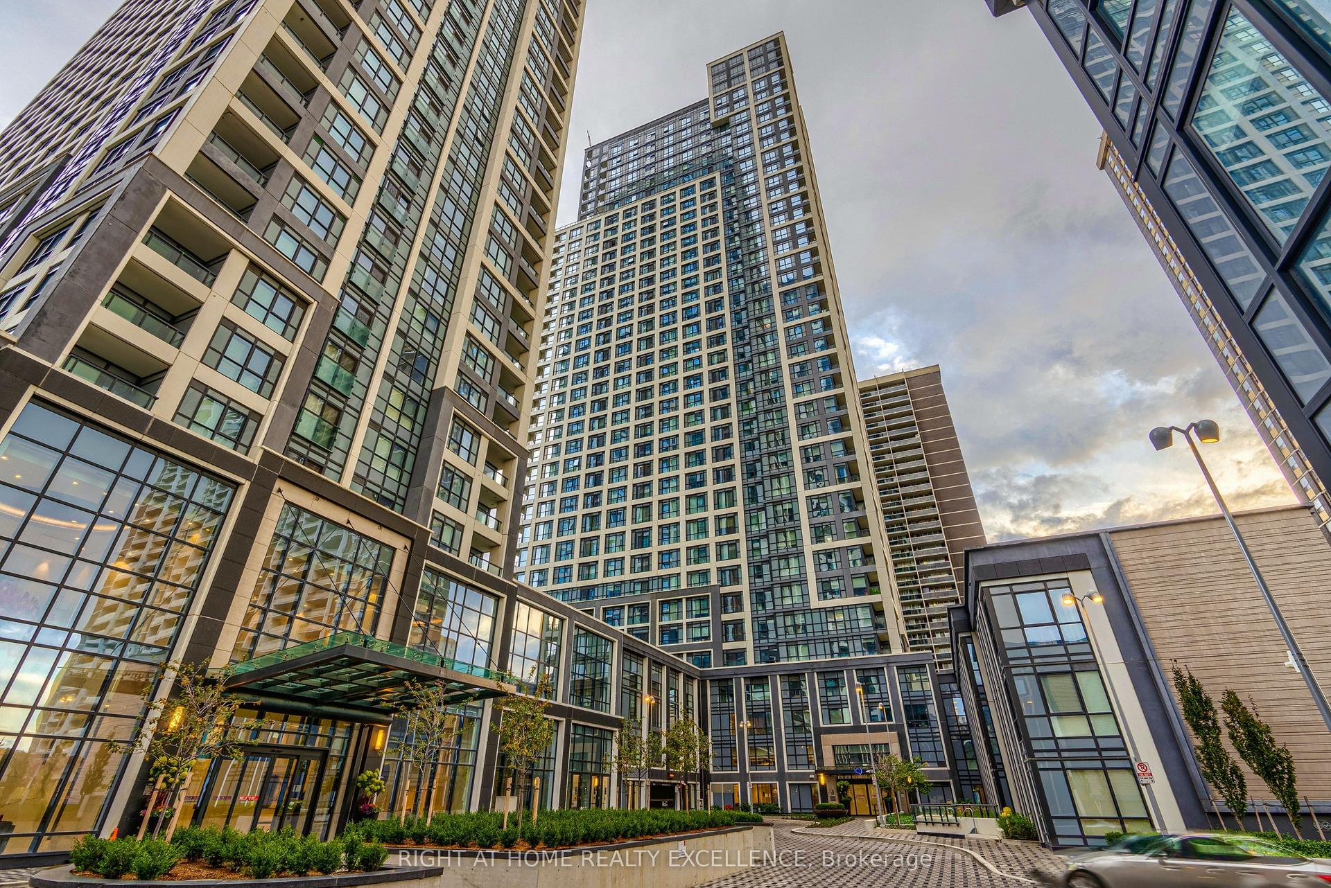 9 Mabelle Avenue 2420 #2420, Toronto — Condo for lease, photo 1