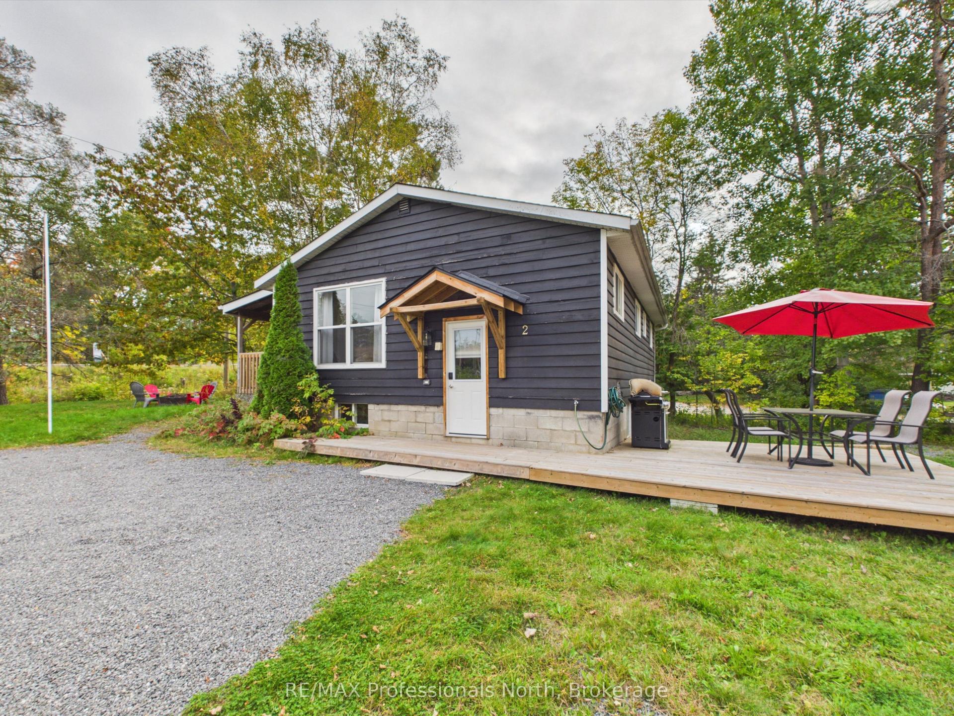 2 Silver Street, Huntsville — Detached for sale, photo 1