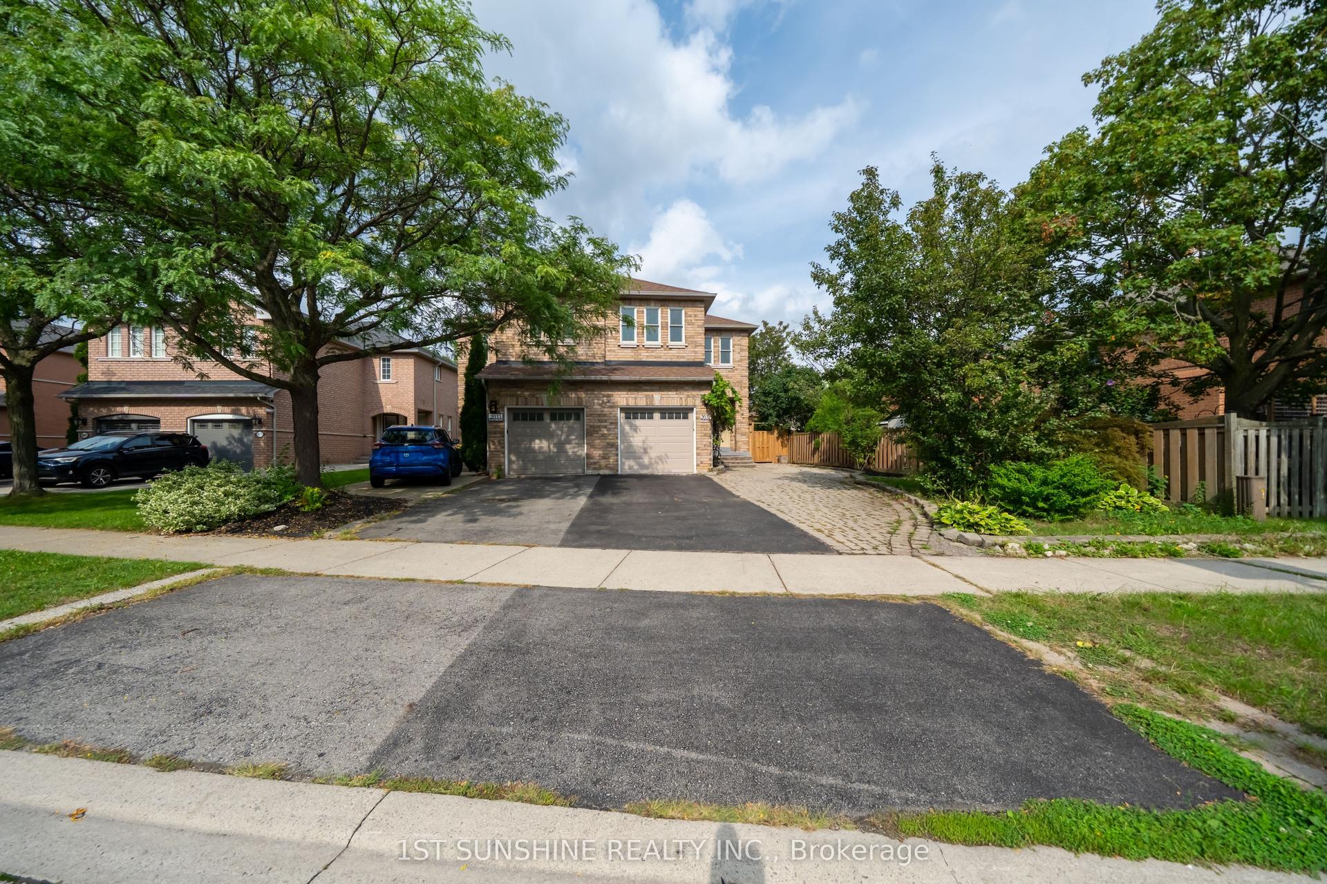 2031 Westree Drive, Oakville — Semi-Detached for sale, photo 1