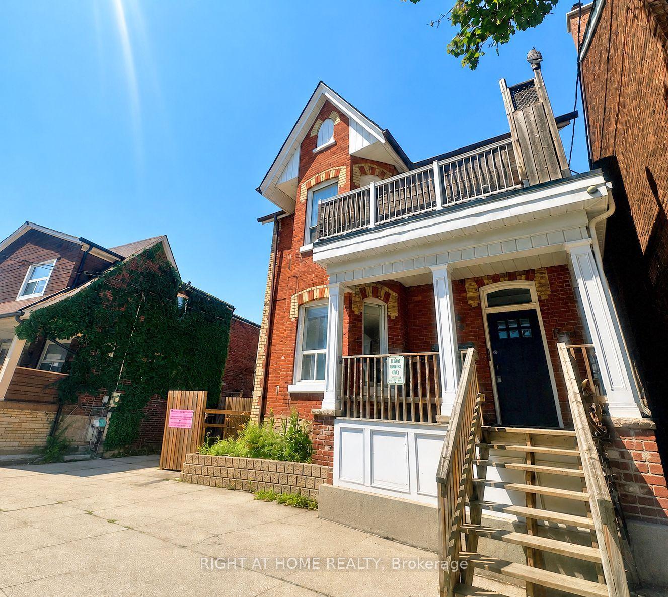 1960 Davenport Road 101 #101, Toronto — Multiplex for lease, photo 1