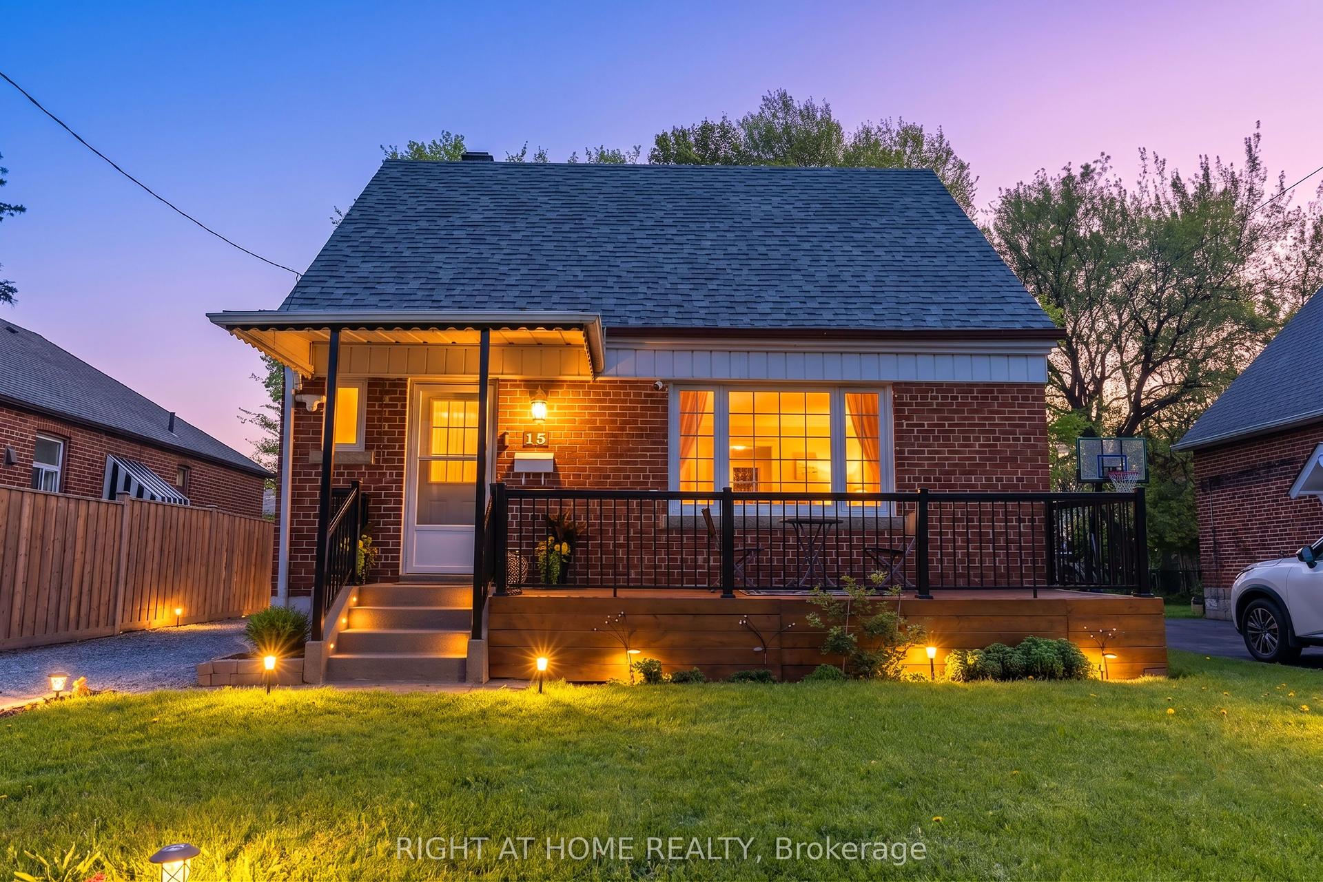 15 Alvinston Road — photo 1