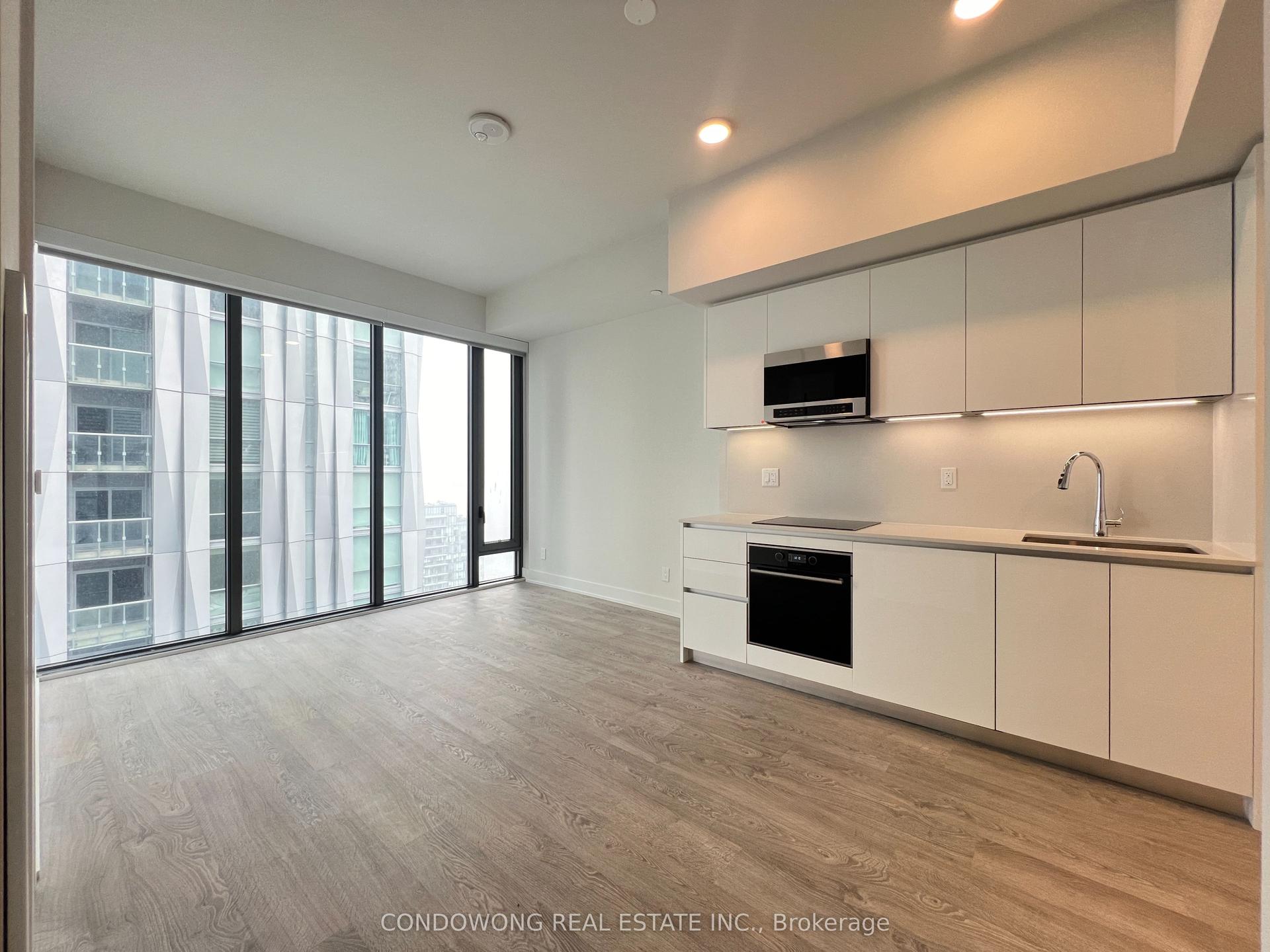 8 Cumberland Street 4308 #4308, Toronto — Condo for lease, photo 1