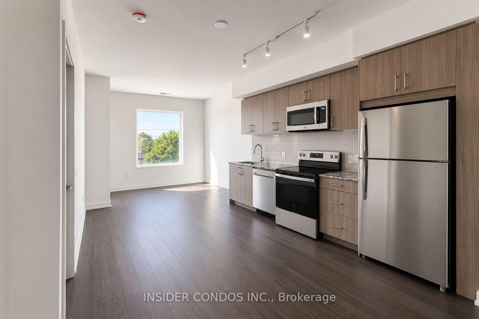 4010 Eglinton Avenue W 428 #428, Toronto — Condo for lease, photo 1