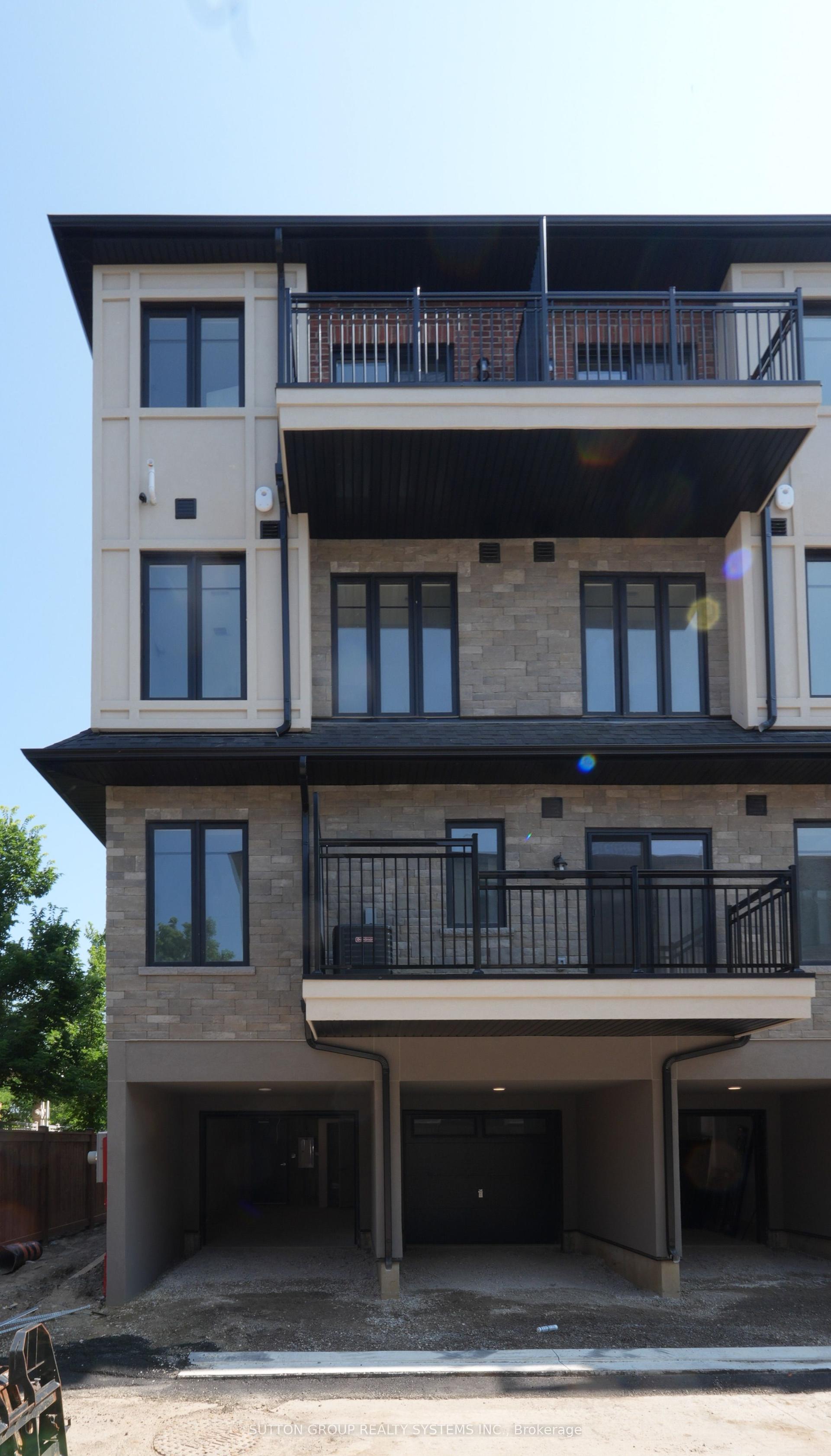 734 Front Royal Street 13 #13, Mississauga — Condo Town for lease, photo 1