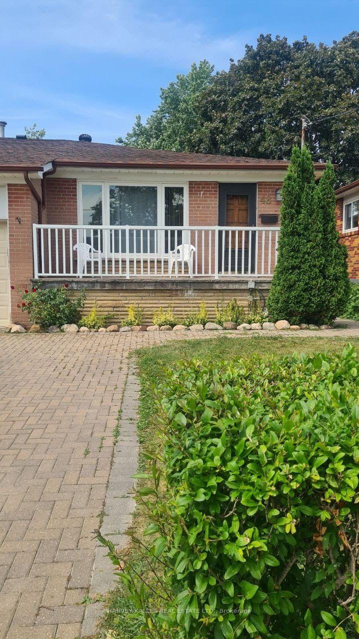 48 Green Bush Road, Toronto — Semi-Detached for lease, photo 1