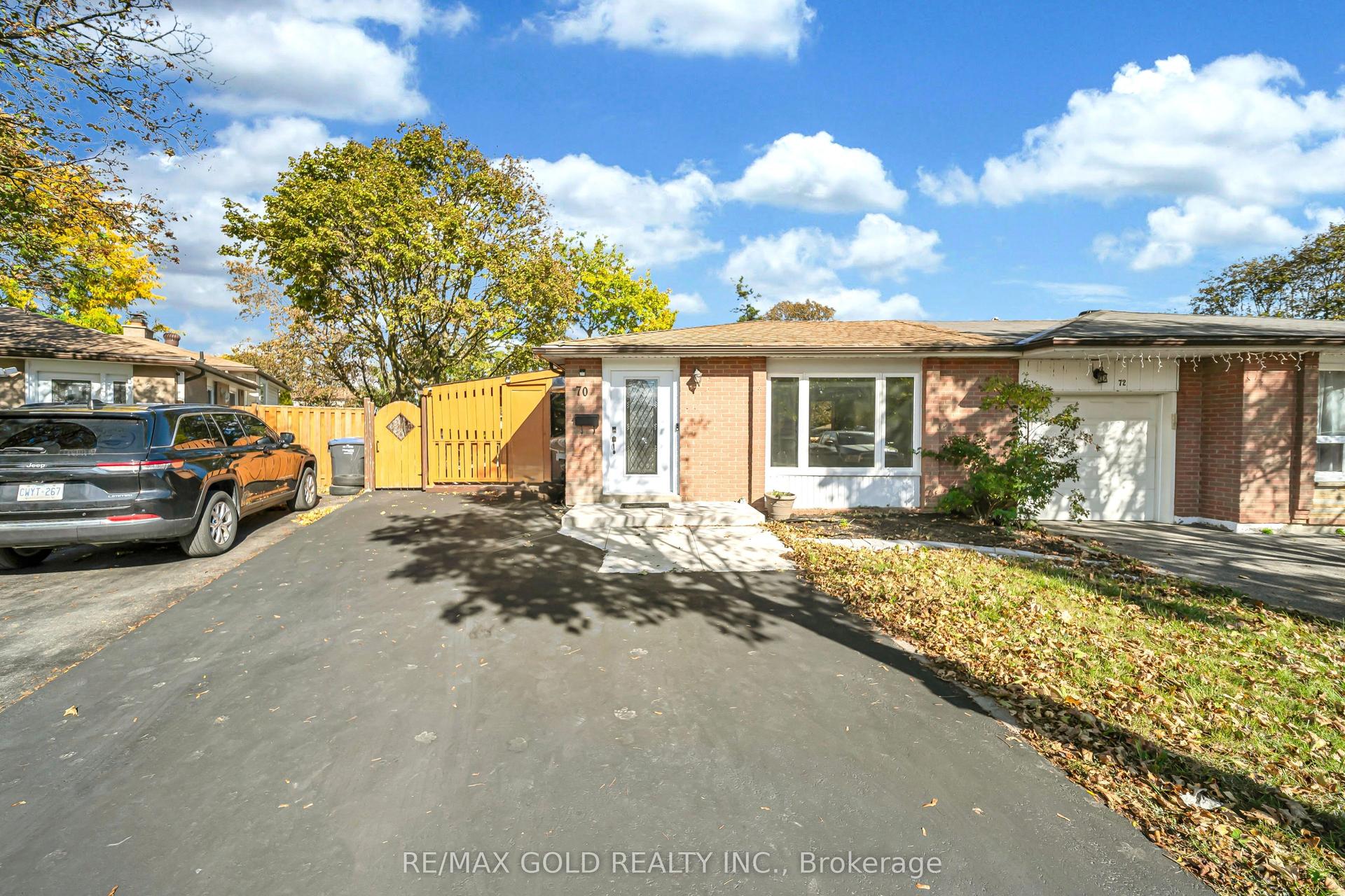 70 Glenmore Crescent Basement #Basement, Brampton — Semi-Detached for lease, photo 1