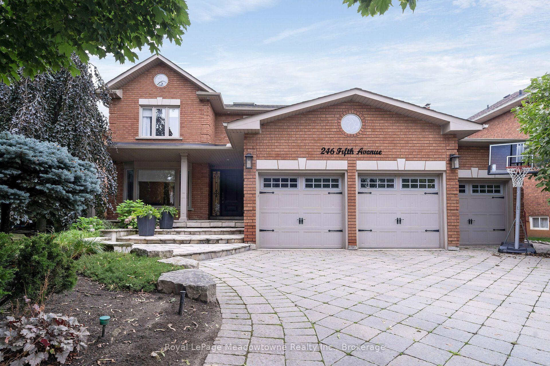 246 Fifth Avenue, Vaughan — Detached for sale, photo 1