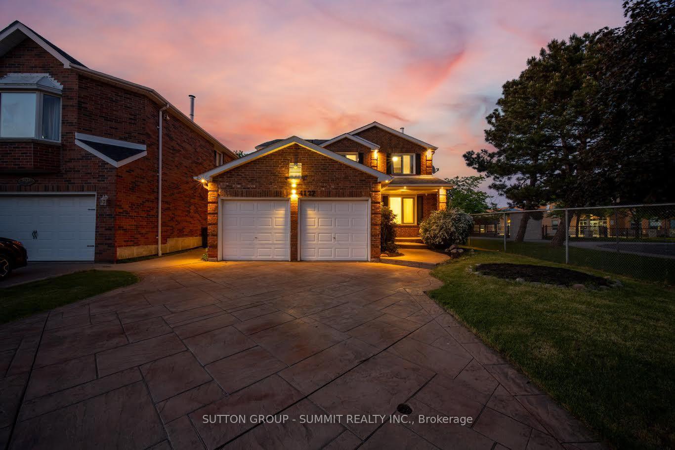 4127 COLONIAL Drive — photo 1