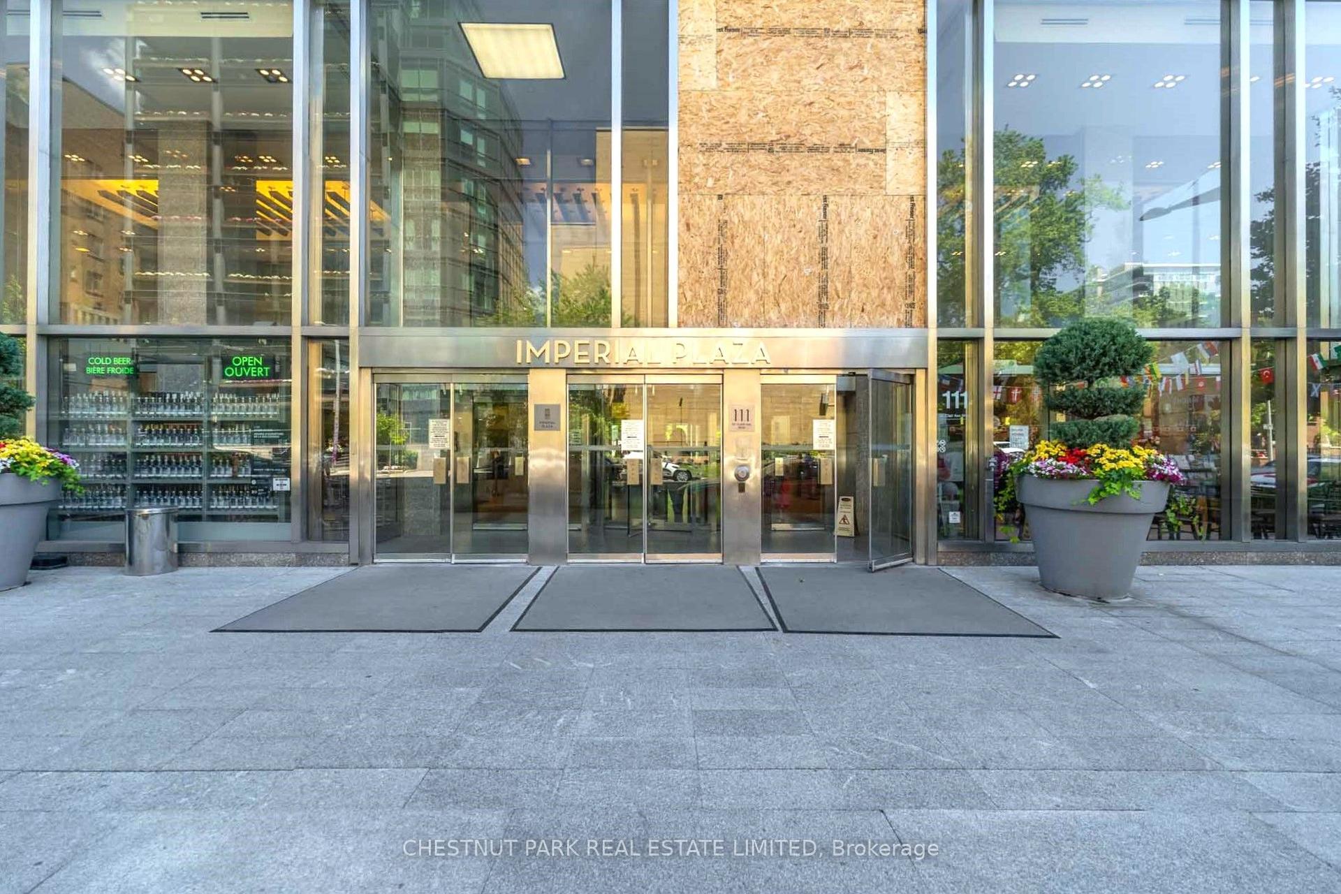 111 St Clair Avenue W 320 #320 — photo 1