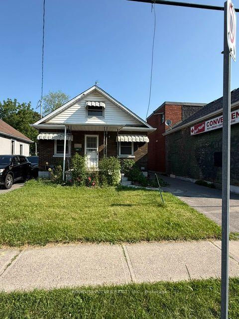 346 Eulalie Avenue — photo 1