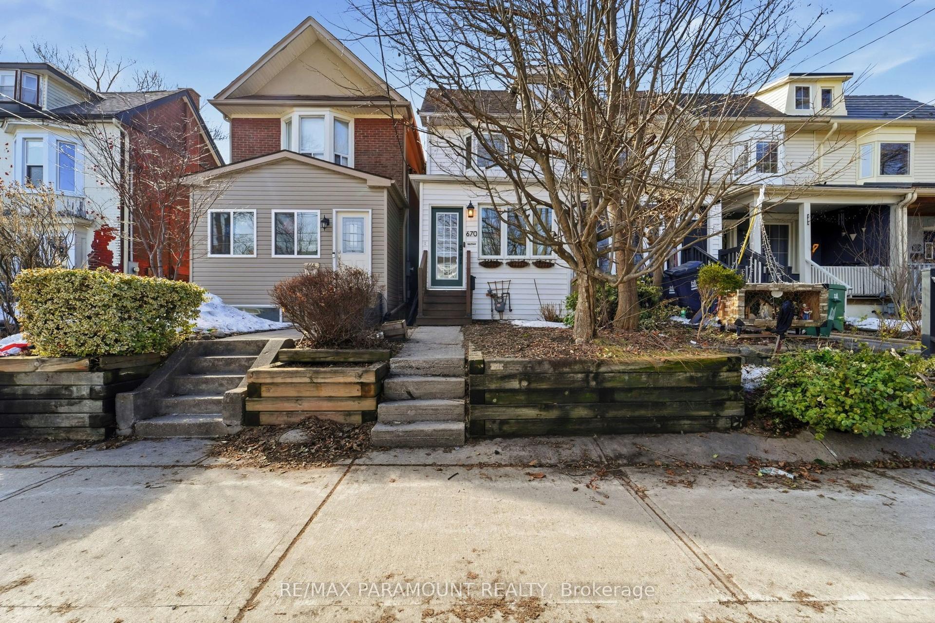 670 Rhodes Avenue — photo 1