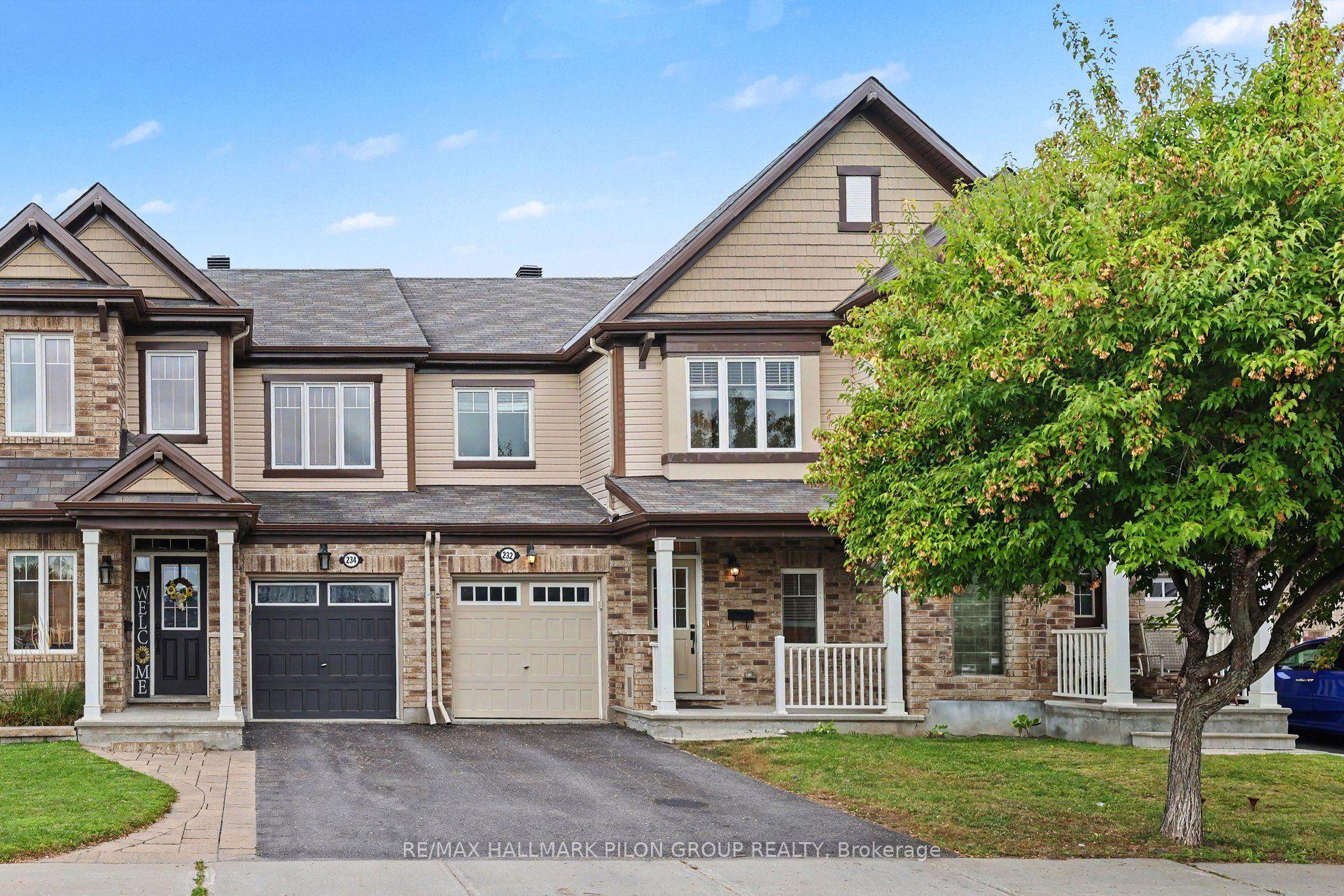 232 Soleil Avenue, Orleans - Cumberland and Area — Townhouse for sale, photo 1