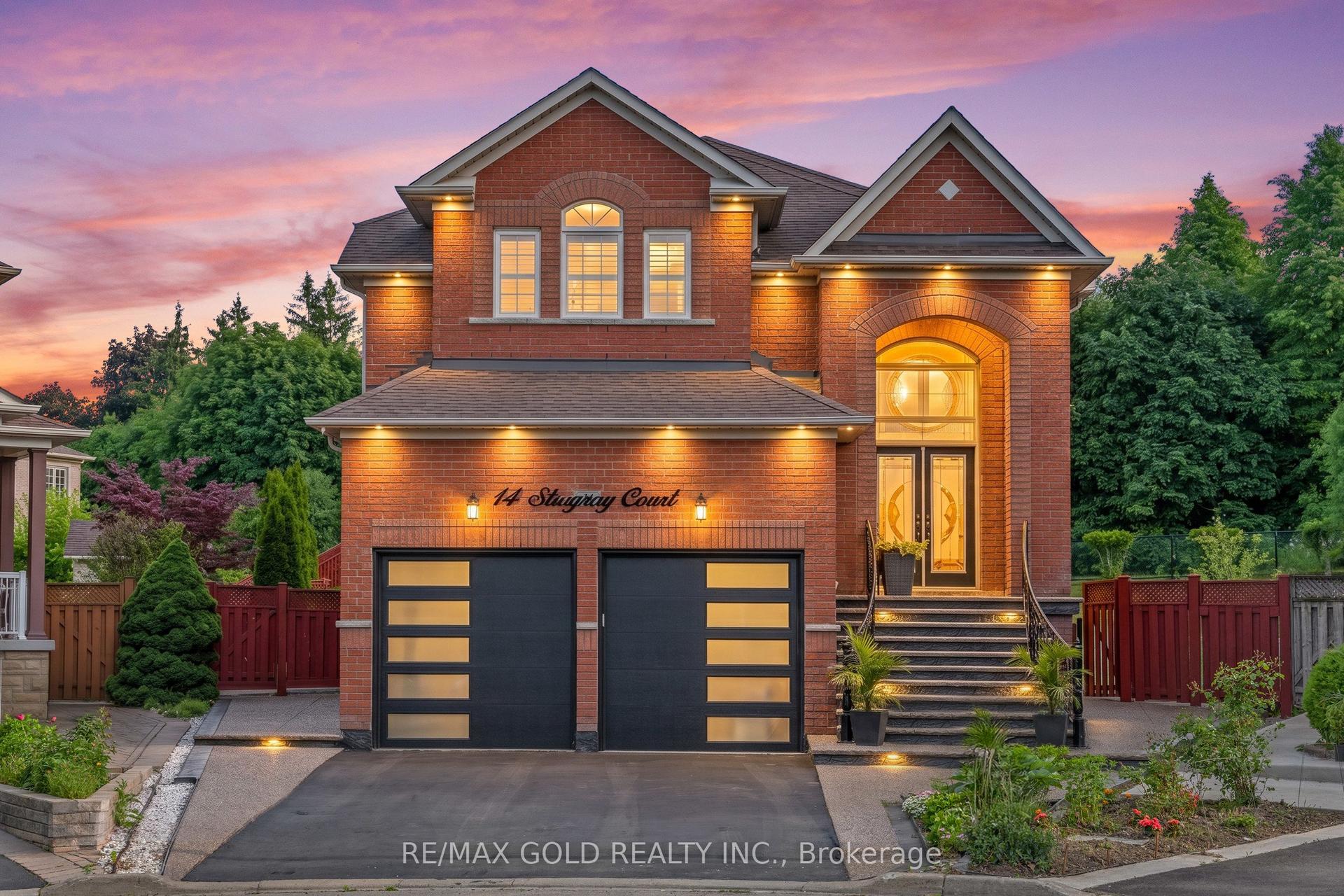 14 Stingray Court — photo 1