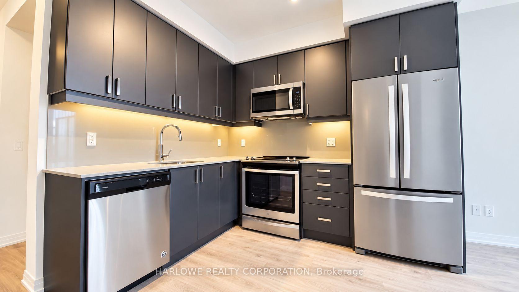 7895 Jane Street 203 #203, Vaughan — Condo for lease, photo 1