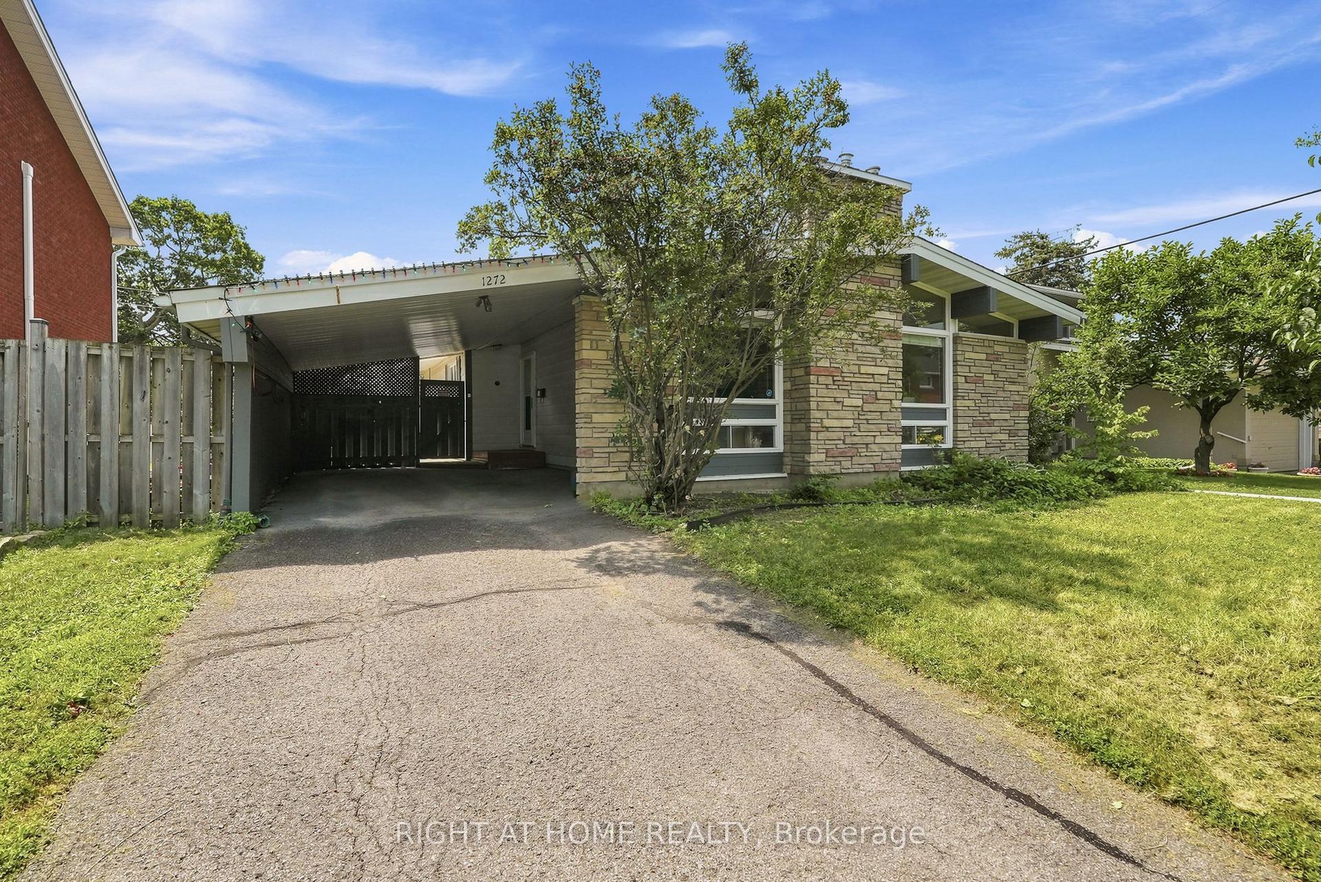 1272 Collins Avenue, Alta Vista and Area — Detached for sale, photo 1