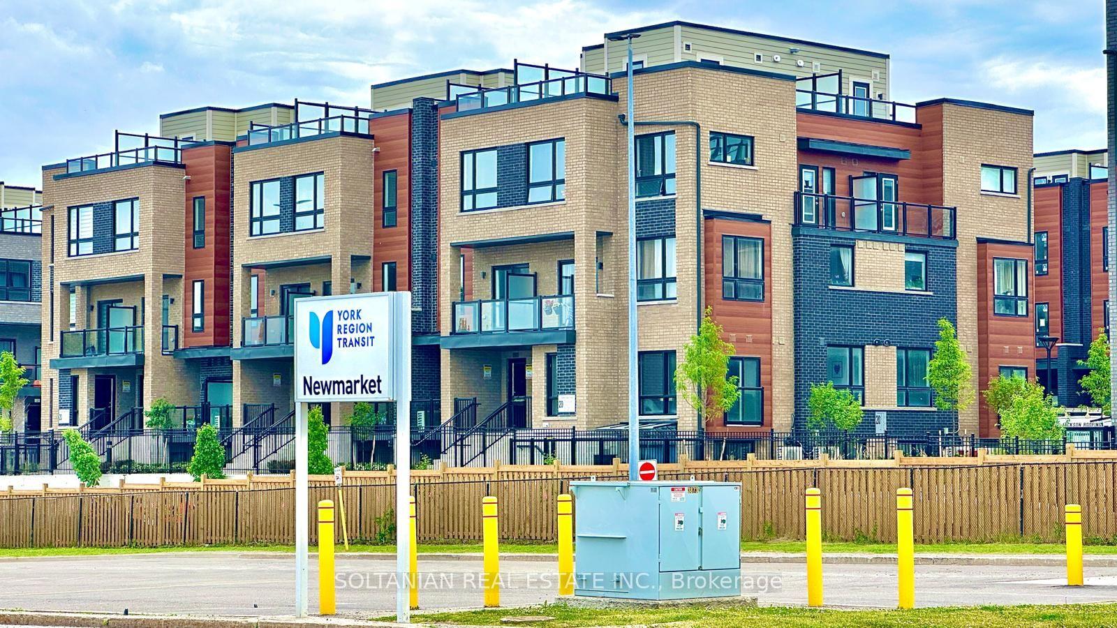 20 Lytham Green Circle 8 #8, Newmarket — Condo Town for lease, photo 1
