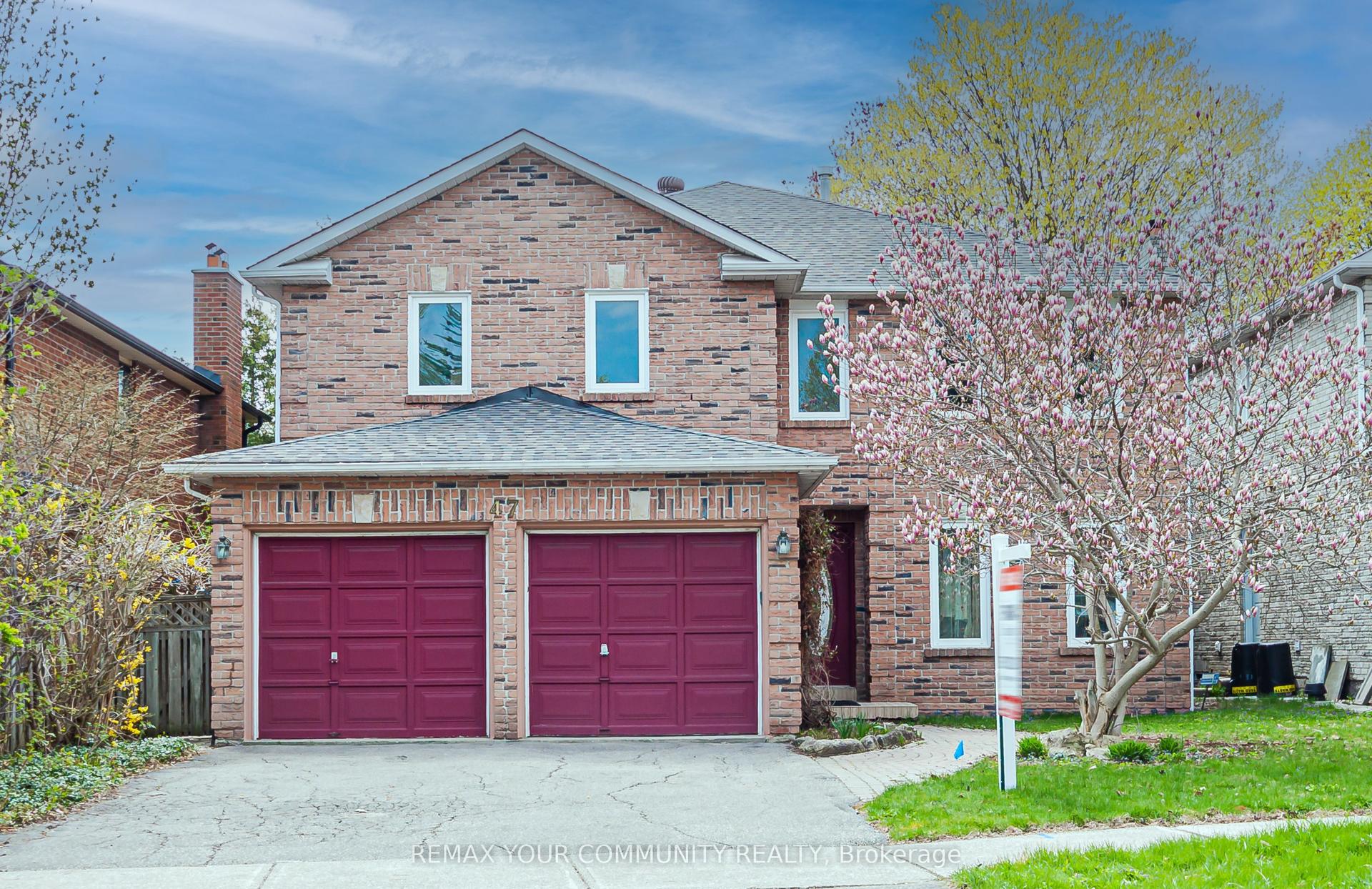 47 Elmsley Drive — photo 1