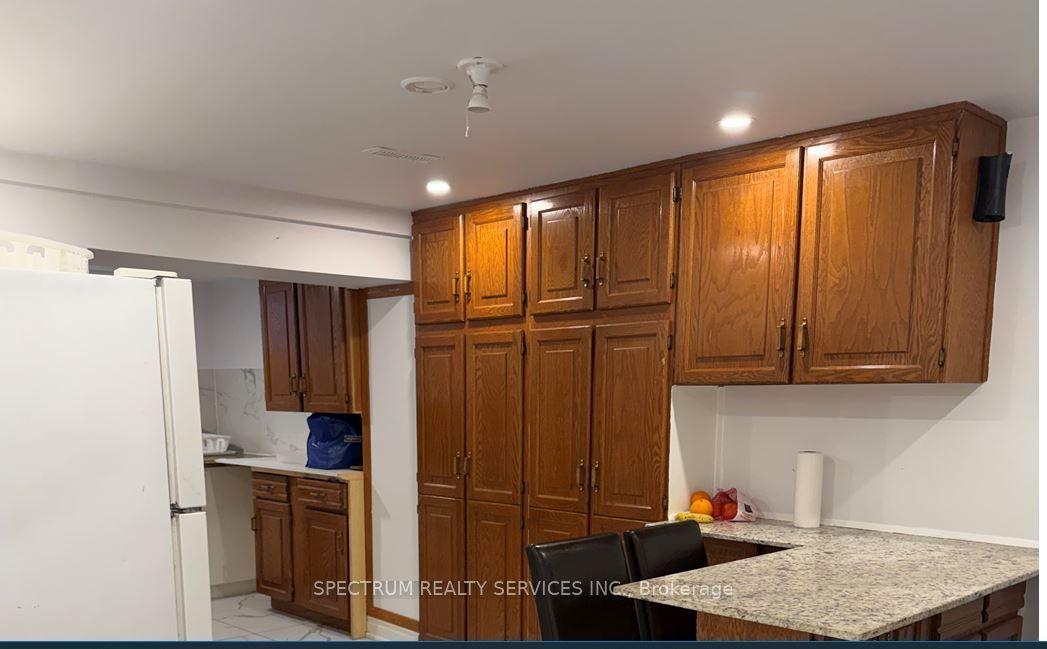 12 Hamer Boulevard Basement #2 #Basement #2, Toronto — Detached for lease, photo 1