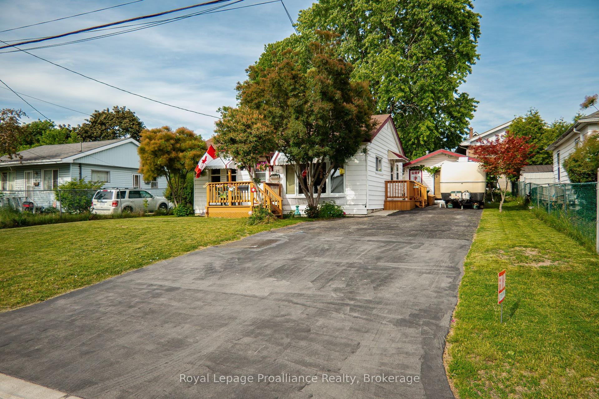 61 Orchard Drive — photo 1