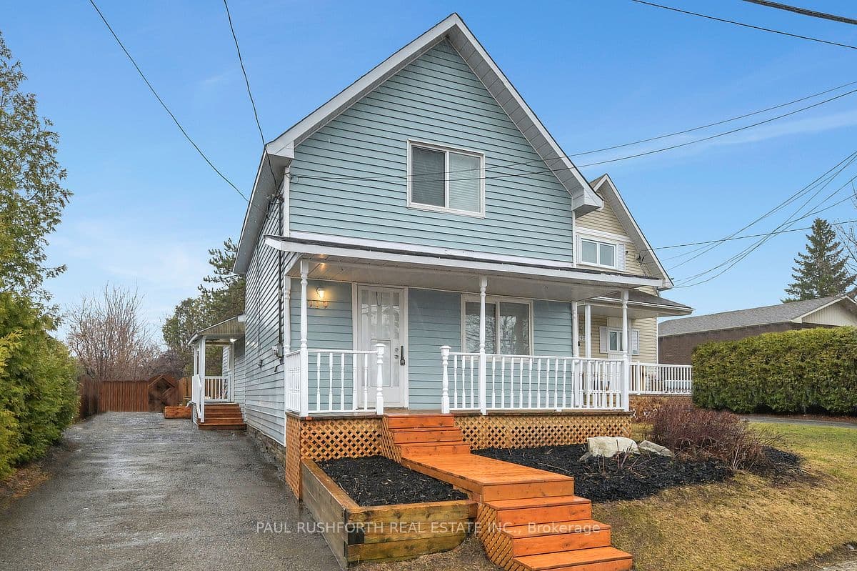 919 Laurier Street — photo 1