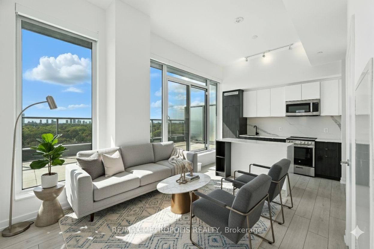 500 Dupont Street 815 #815 — photo 1