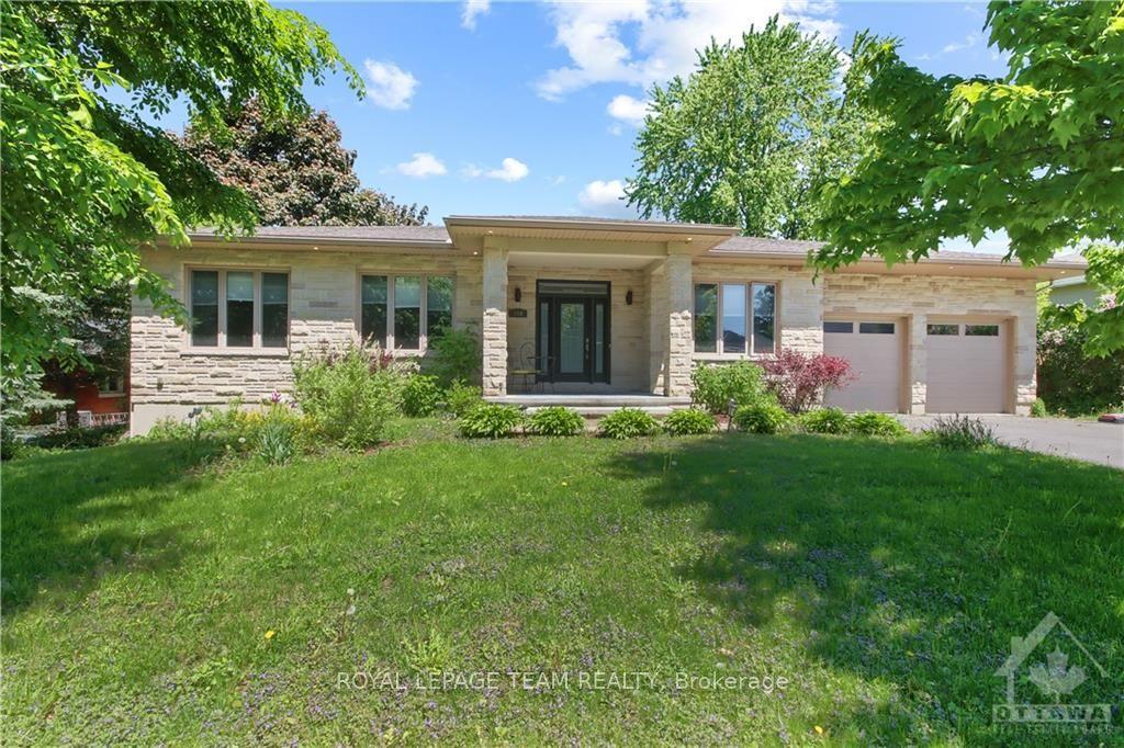 159 Roger Road, Alta Vista and Area — Detached for lease, photo 1