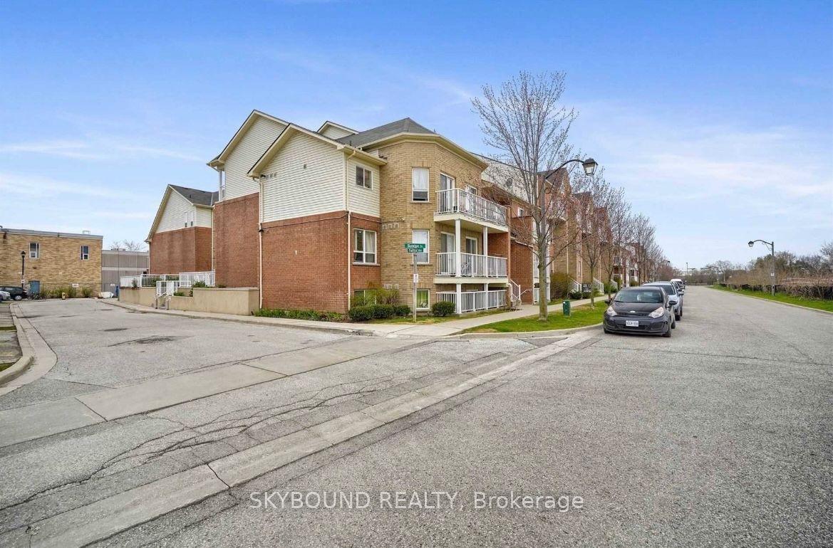 35 Sunrise Drive — photo 1
