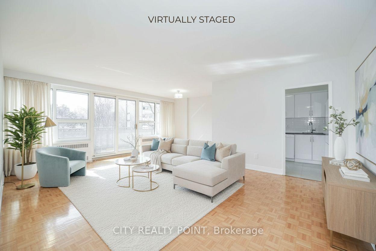 10 Shallmar Boulevard 907 #907, Toronto — Condo for lease, photo 1