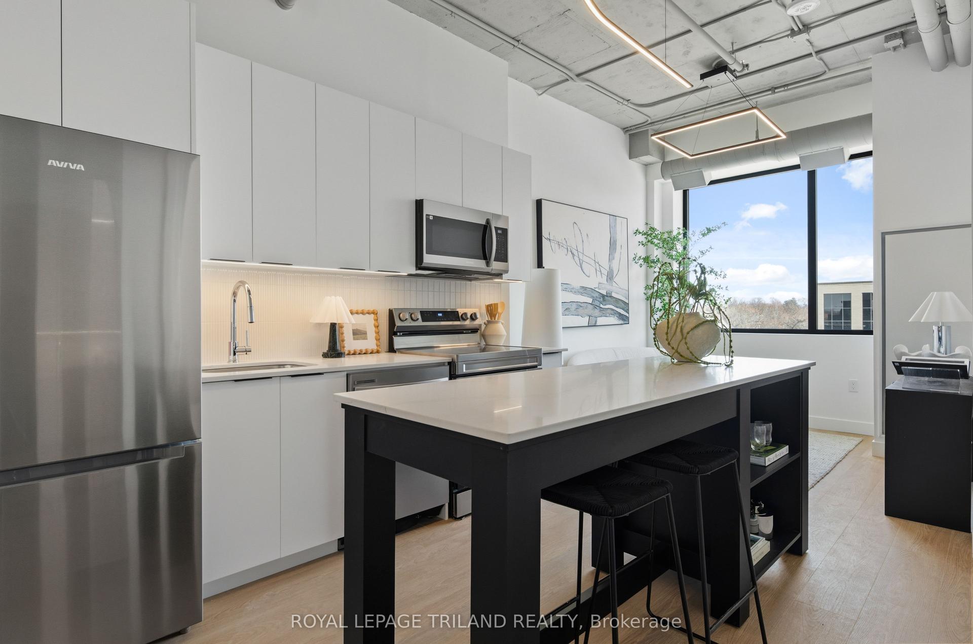685 Richmond Street 209 #209 — photo 1