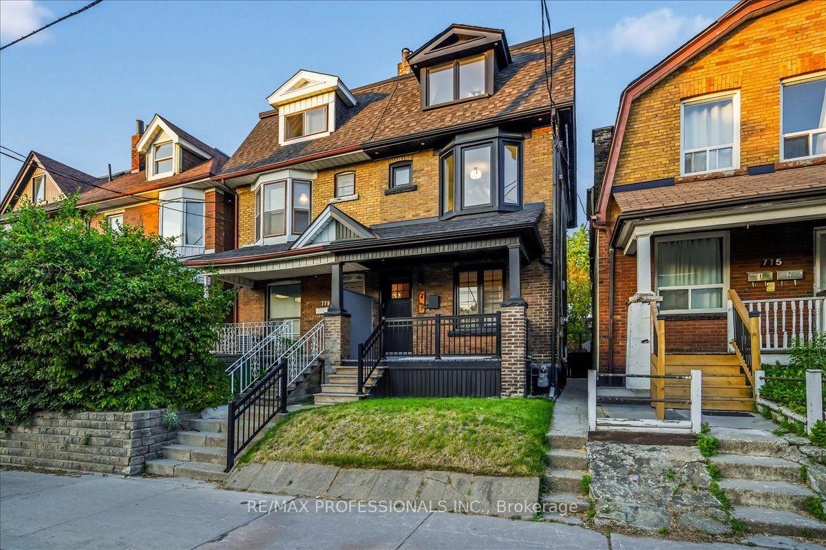 777 Dufferin Street — photo 1