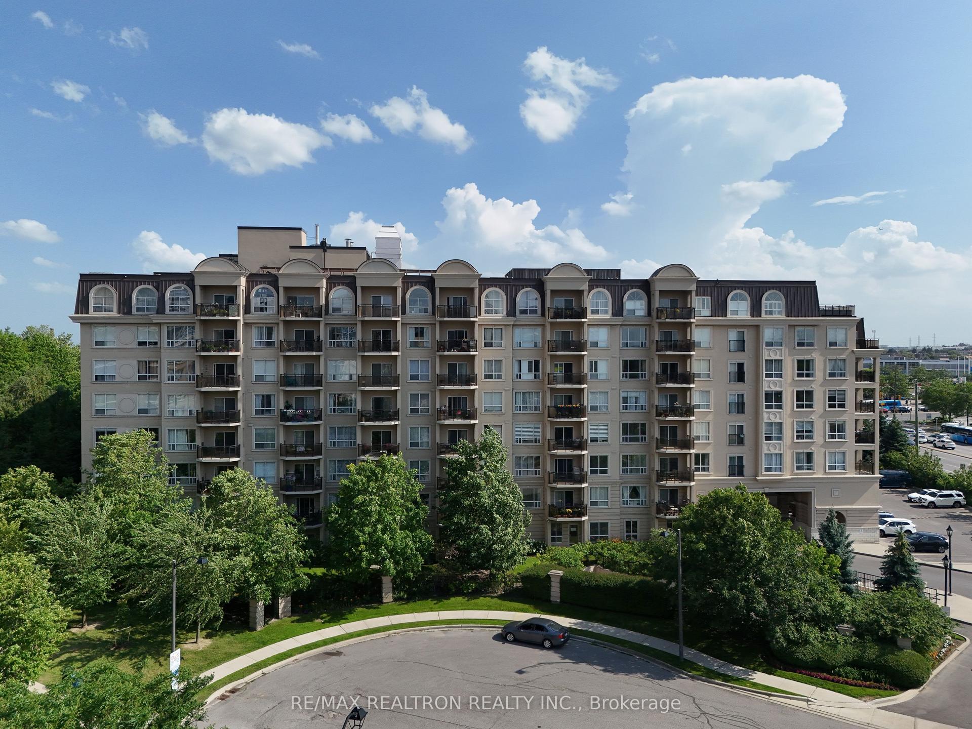 1 Maison Parc Court 402 #402, Vaughan — Condo for sale, photo 1