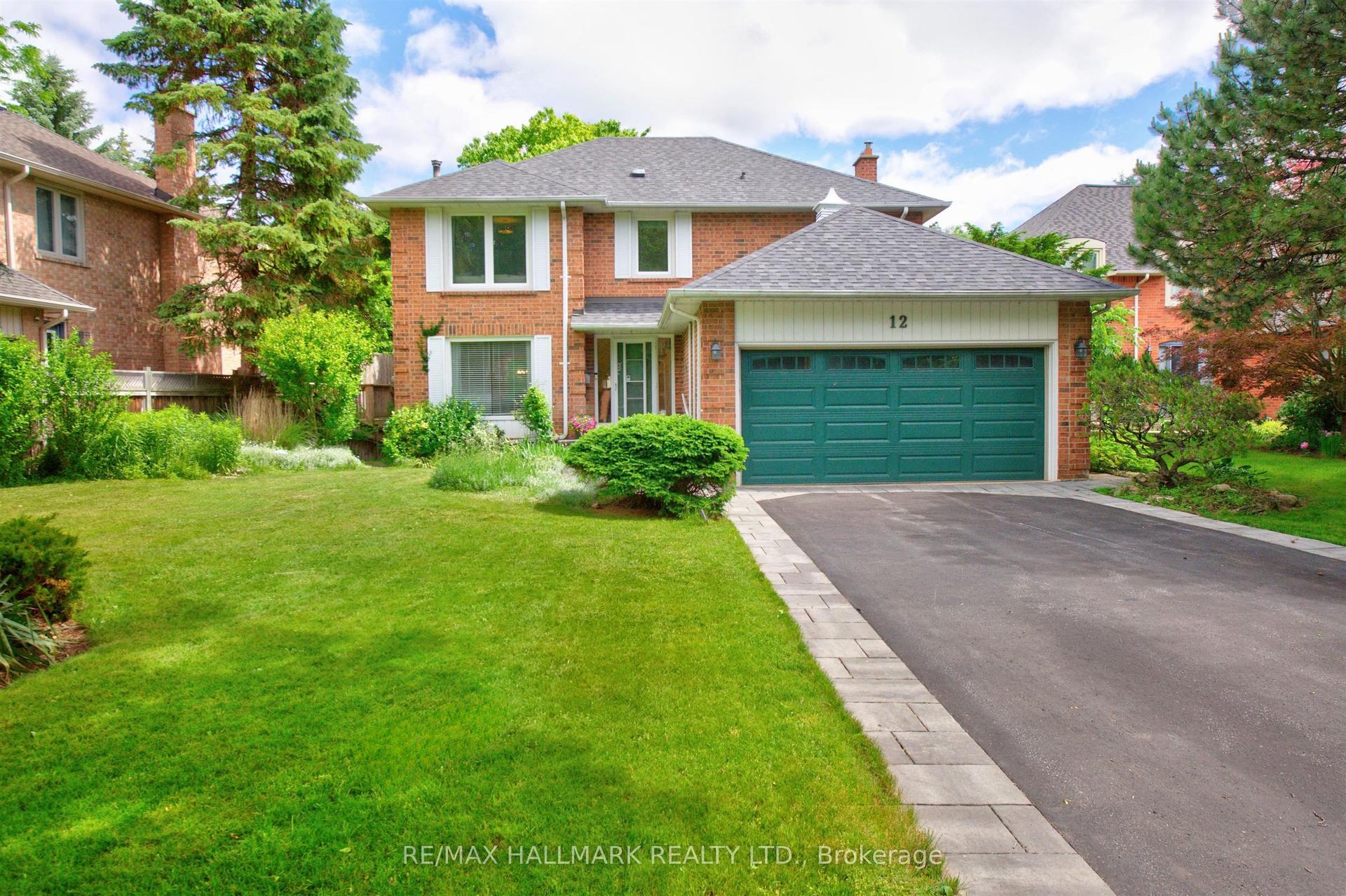 12 Karen Ann Crescent — photo 1