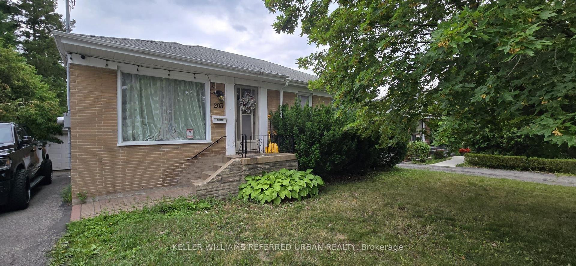 203 Hendon Avenue, Toronto — Detached for lease, photo 1