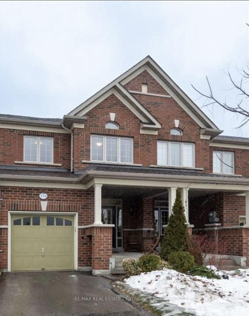 112 Hanson Crescent, Milton — Townhouse for lease, photo 1