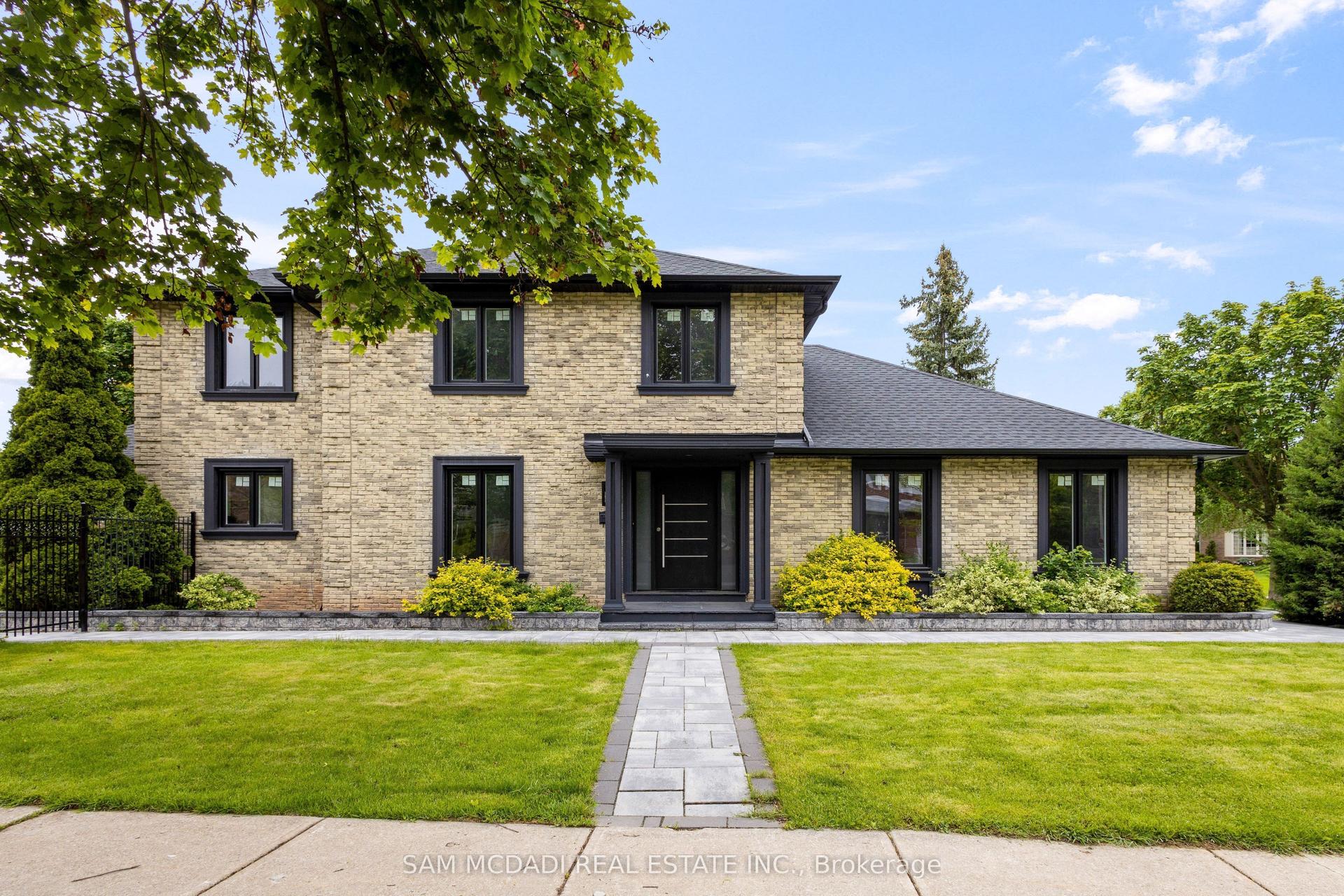 2535 Robin Drive — photo 1