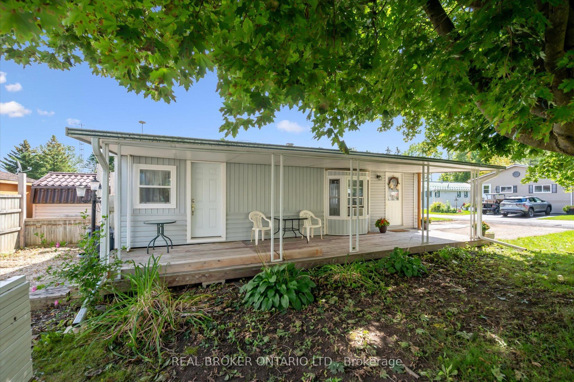 445 Pine Pass — photo 1