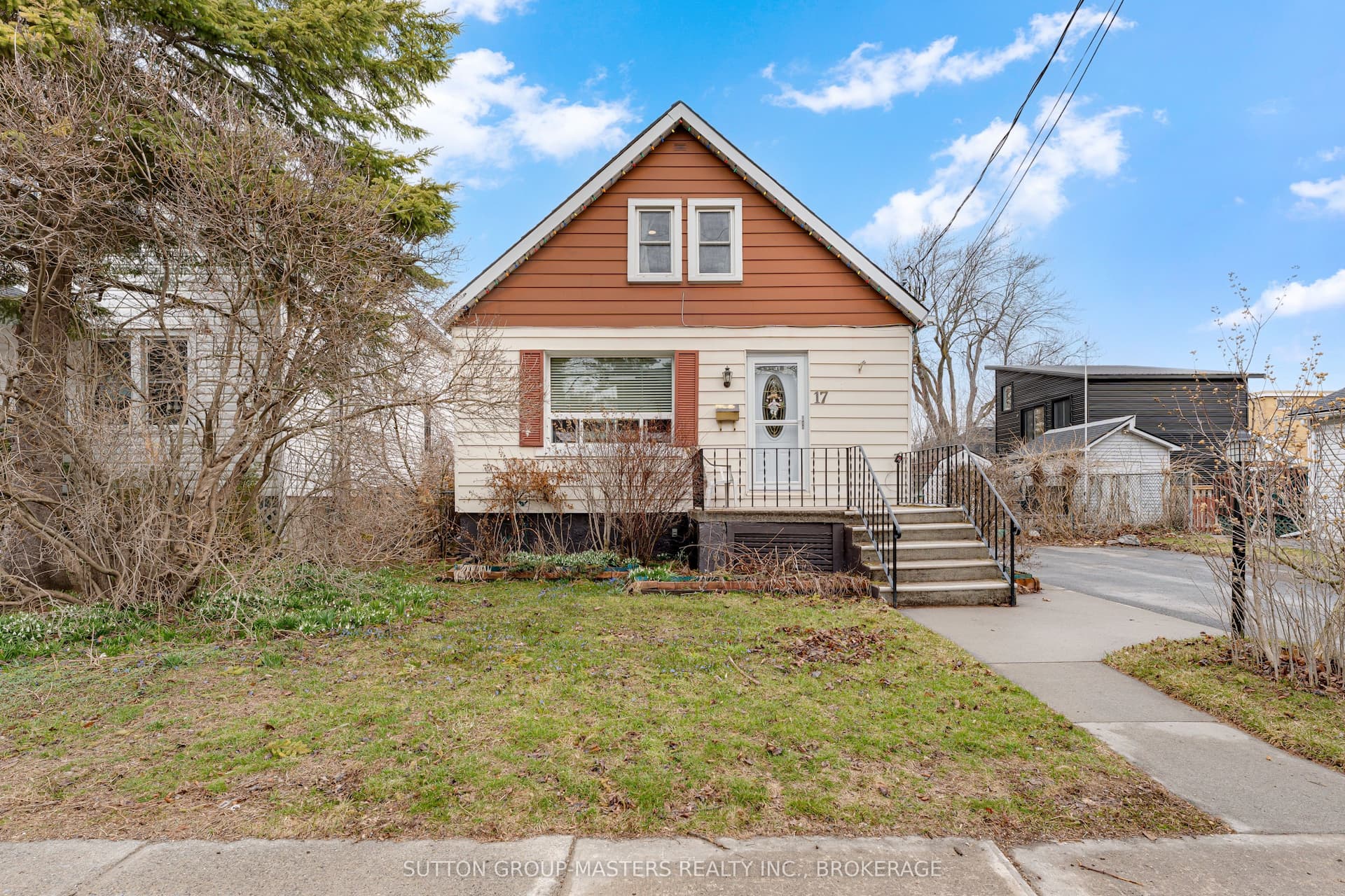 17 N Bartlett Street — photo 1