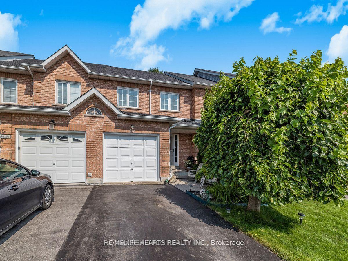 213 Park Drive, Whitchurch-Stouffville — Townhouse for sale, photo 1